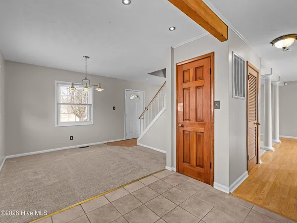 $255,000 | 422 Thomas Drive, Jacksonville, NC 28546