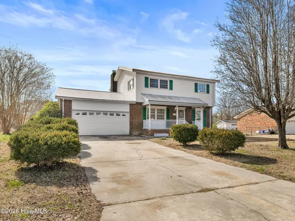 $255,000 | 422 Thomas Drive, Jacksonville, NC 28546