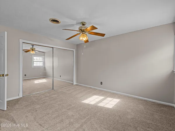 $255,000 | 422 Thomas Drive, Jacksonville, NC 28546