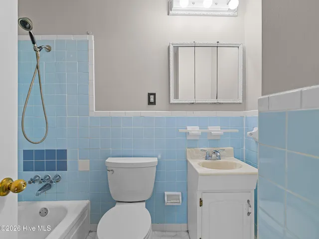 $265,000 | 422 Thomas Drive, Jacksonville, NC 28546