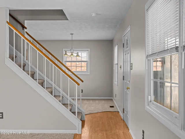 $265,000 | 422 Thomas Drive, Jacksonville, NC 28546