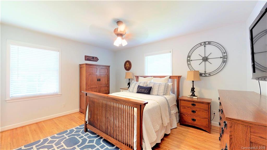5646 Sharon Road Charlotte, NC 28210 - Photo 16 of 32 Gallery Image 16