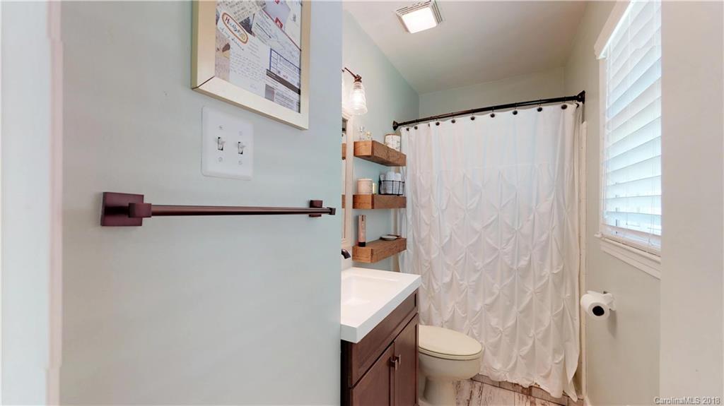 5646 Sharon Road Charlotte, NC 28210 - Photo 19 of 32 Gallery Image 19