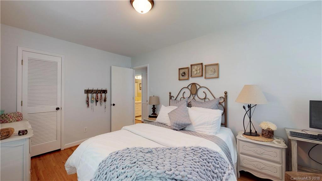 5646 Sharon Road Charlotte, NC 28210 - Photo 22 of 32 Gallery Image 22