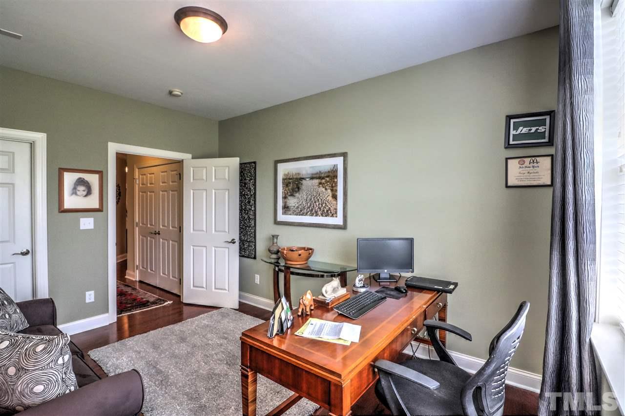 10421 Rosegate Court, Unit 4 Raleigh, NC 27617 - Photo 18 of 23 Gallery Image 18