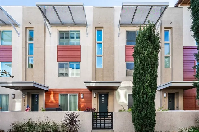 $775,000 | 5740-5740 Acacia Lane, Lakewood, CA 90805