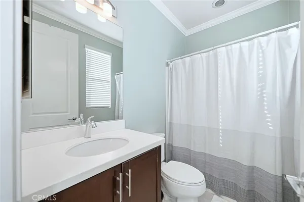 $740,000 | 5740 Acacia Lane, Lakewood, CA 90712