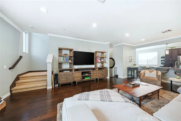 $740,000 | 5740 Acacia Lane, Lakewood, CA 90712