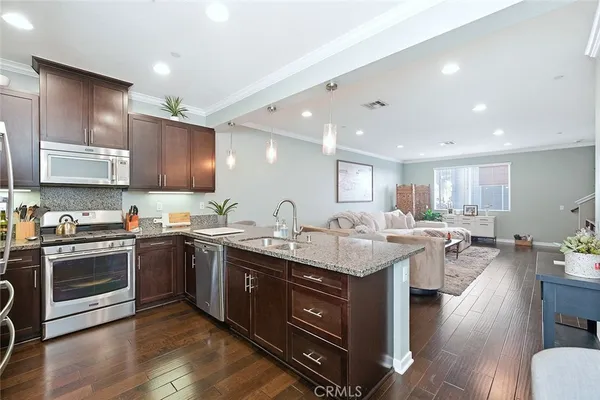 $740,000 | 5740 Acacia Lane, Lakewood, CA 90712