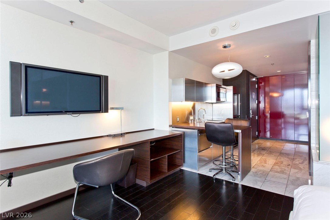 4381 West Flamingo Road, Unit 906 Las Vegas, NV 89103 - Photo 13 of 18