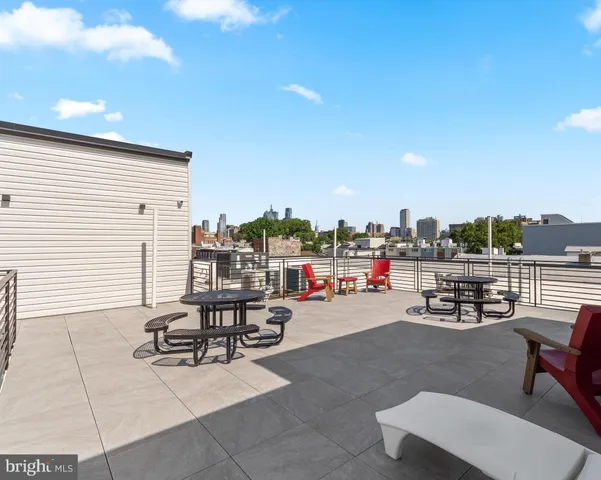 $1,700 | 300 Christian Street, Unit 102, Philadelphia, PA 19147