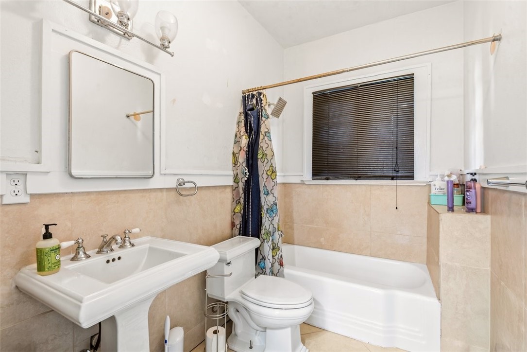 8 Wright Square Brunswick, GA 31520 - Photo 12 of 23