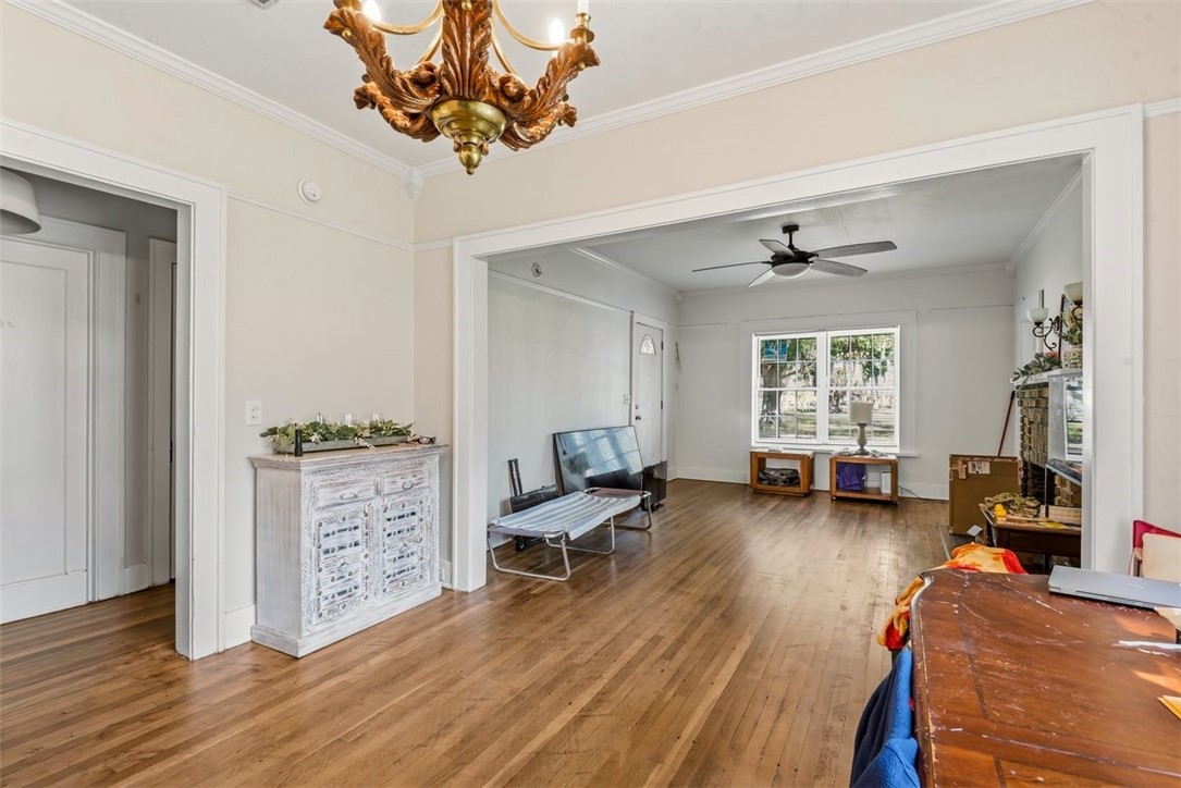 8 Wright Square Brunswick, GA 31520 - Photo 4 of 23