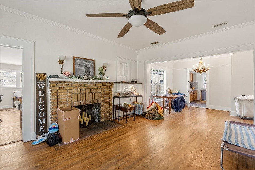 8 Wright Square Brunswick, GA 31520 - Photo 5 of 23