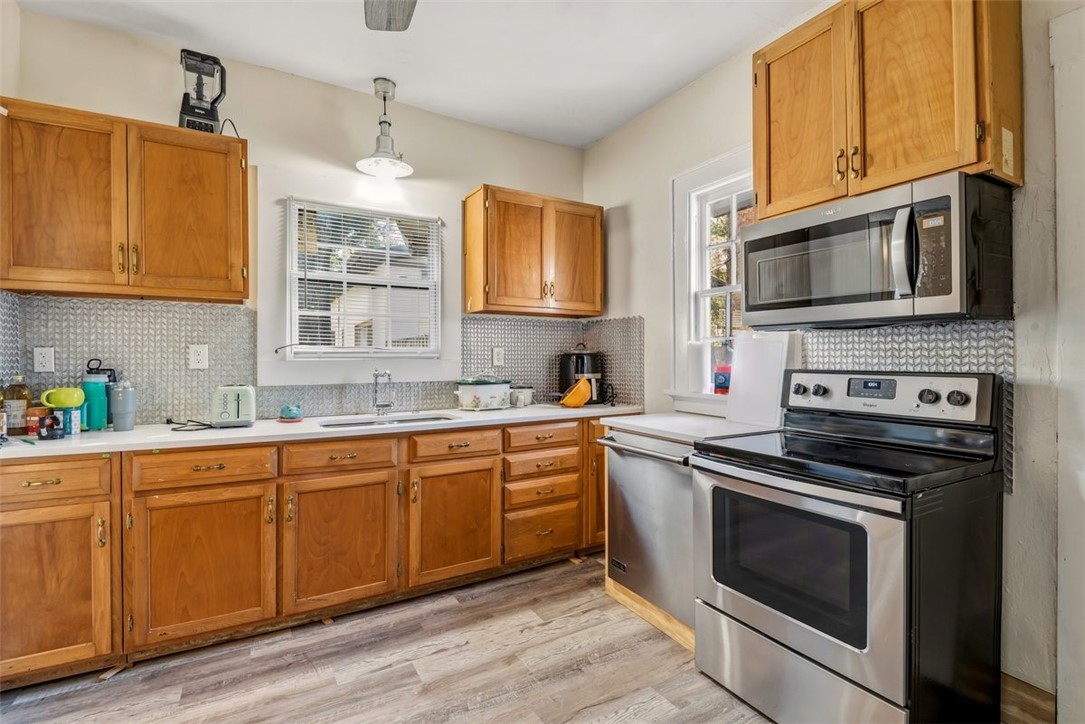 8 Wright Square Brunswick, GA 31520 - Photo 7 of 23