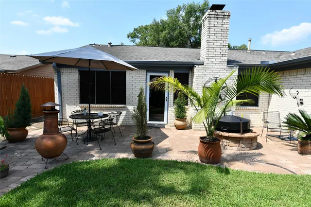 $263,900 | 271 Shekel Lane, Houston, TX 77015