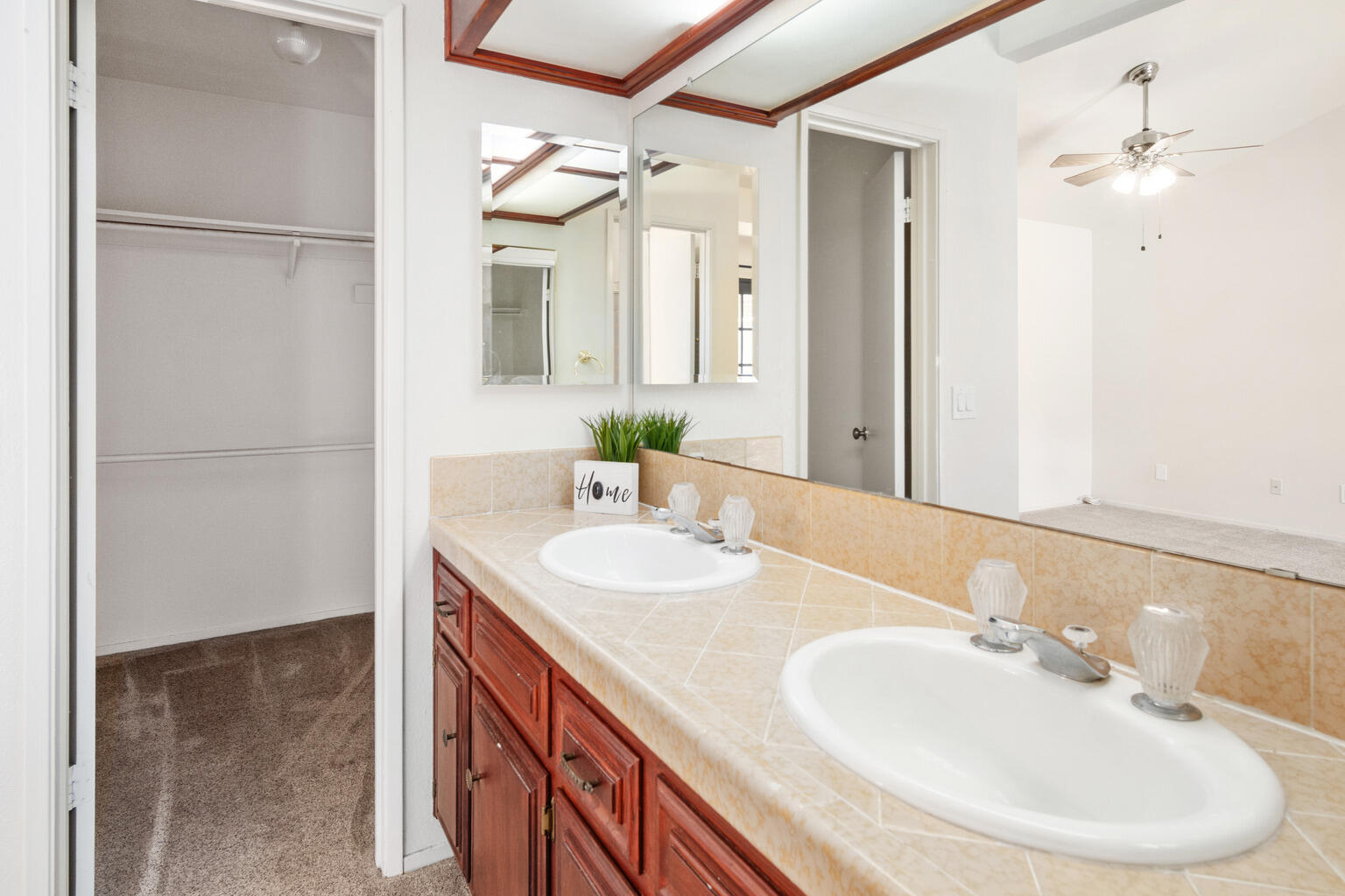 44210 Ruthron Avenue Lancaster, CA 93536 - Photo 20 of 35 DSC08024