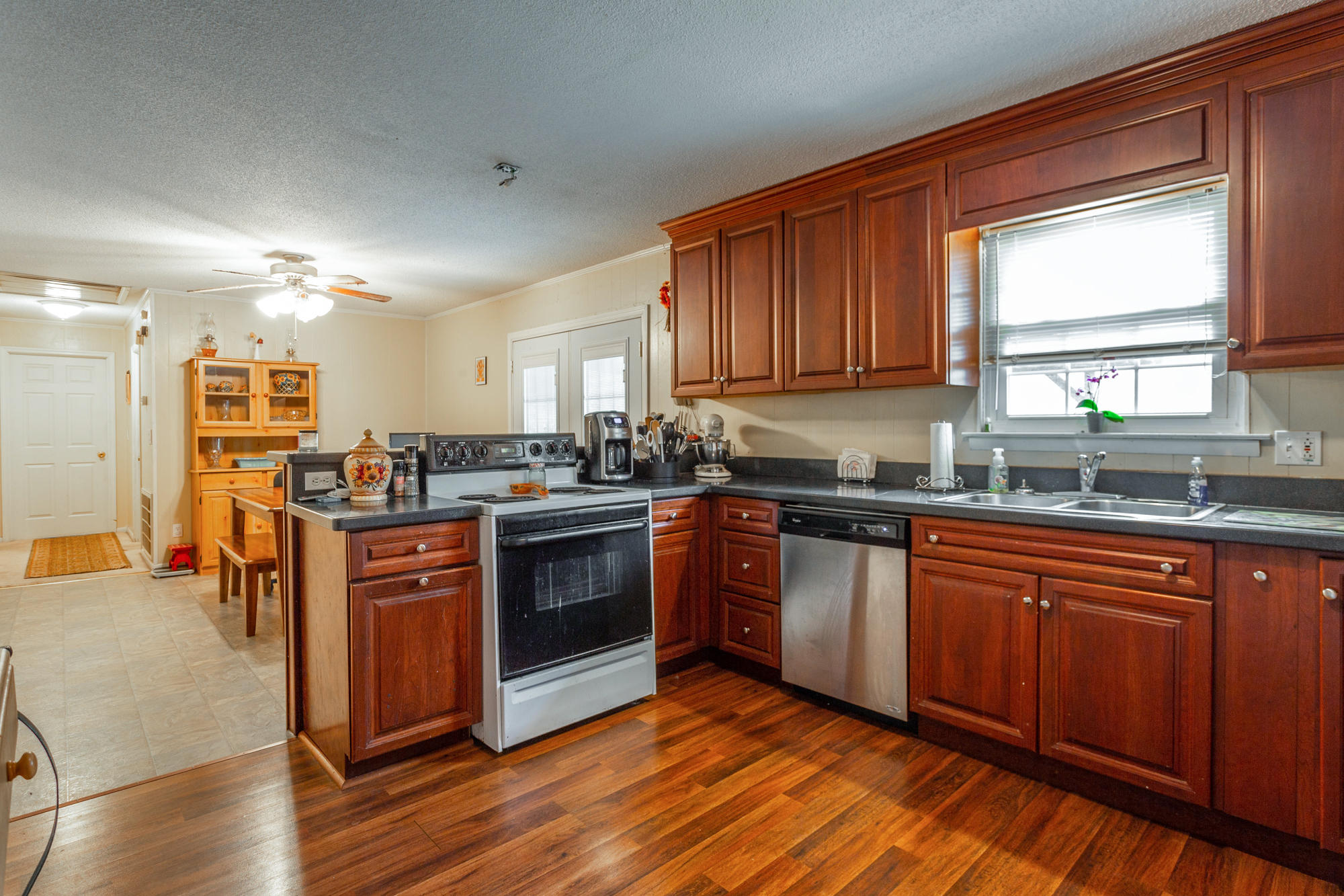 1760 Davis Ridge Road Ringgold, GA 30736 - Photo 3 of 37 Kitchen