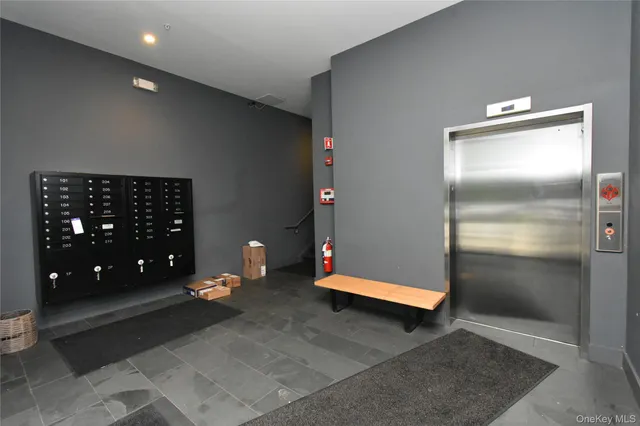 $3,200 | 35 Van Nydeck Avenue, Unit 202, Beacon, NY 12508