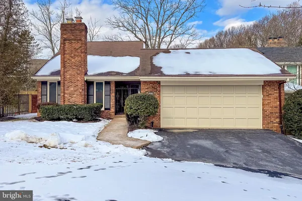 $3,500 | 2804 Oakton Manor Court, Oakton, VA 22124