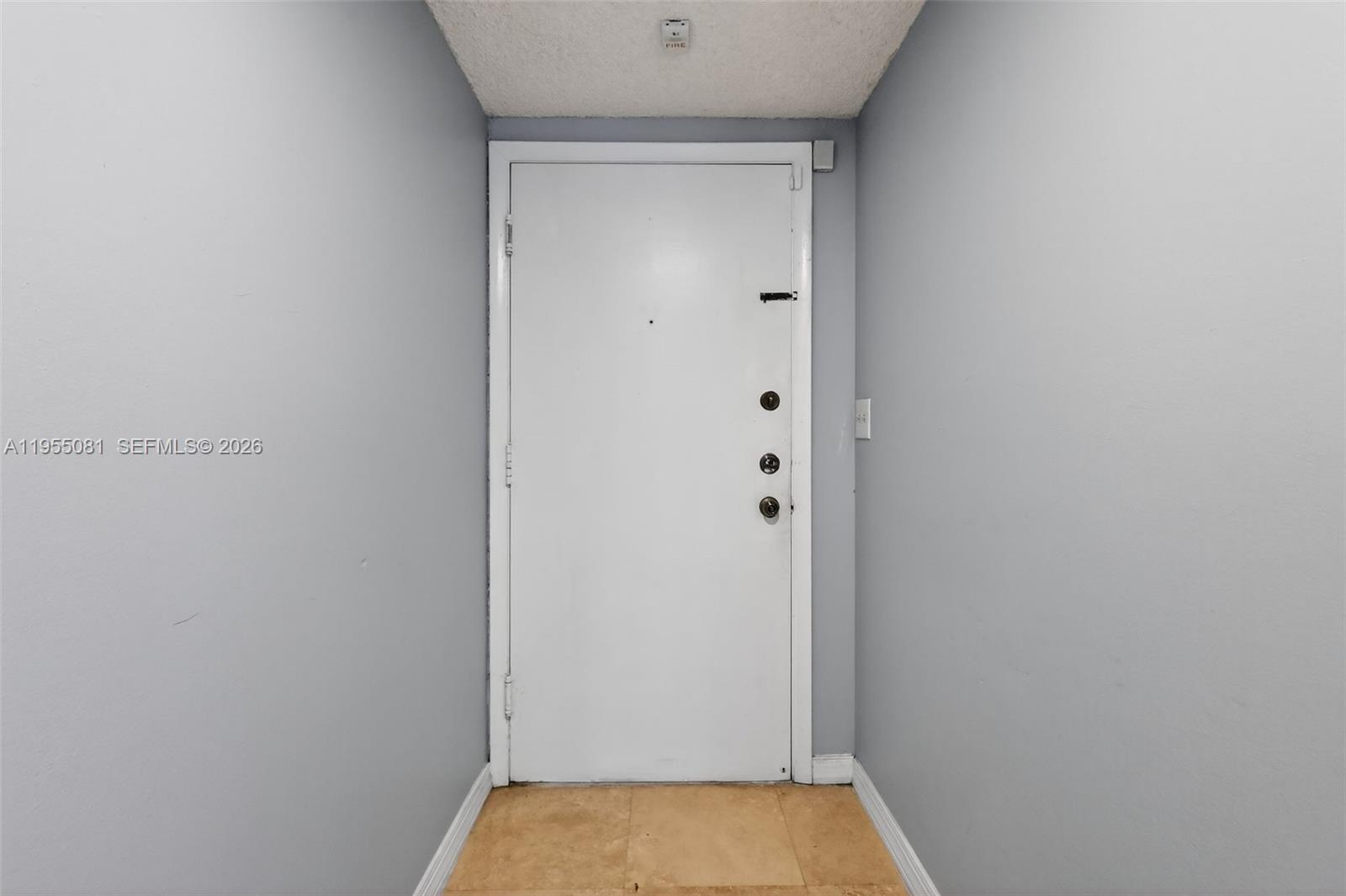 491 Ives Dairy Road, Unit 3065 Miami, FL 33179 - Photo 5 of 41