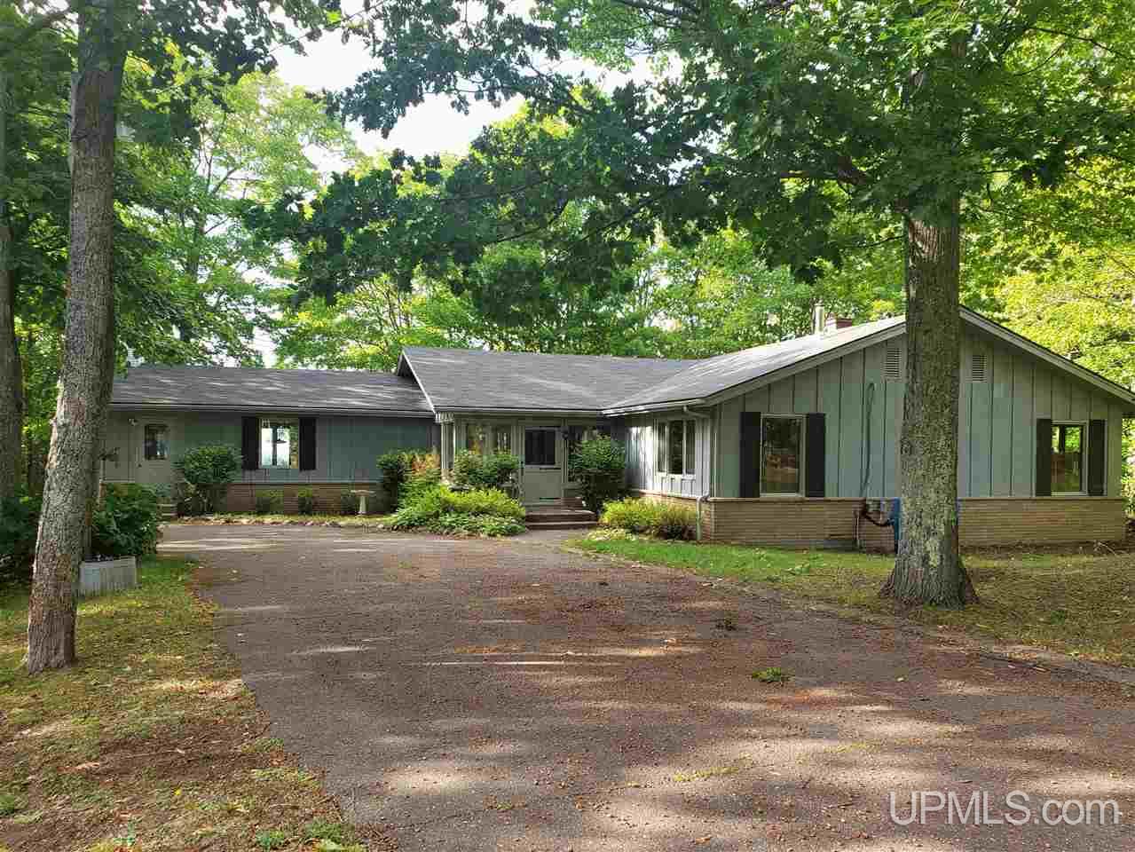 19334 Demotts Road Hancock, MI 49930 - Photo 1 of 48