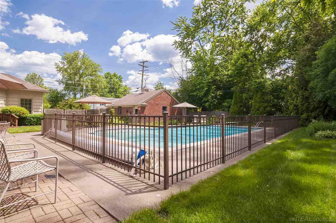 1415 South Renaud Road Grosse Pointe Woods, MI 48236 - Photo 64 of 65