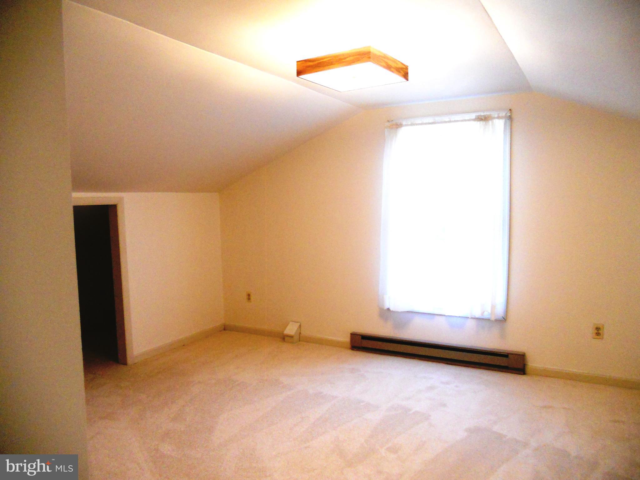 1188 Long Valley Road Westminster, MD 21158 - Photo 24 of 37 Upper Level Bedroom 4 has new carpet