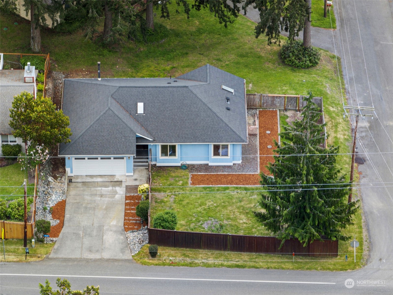 564 East Bush Point Road Freeland, WA 98249 - Photo 26 of 29 Gallery Image 26