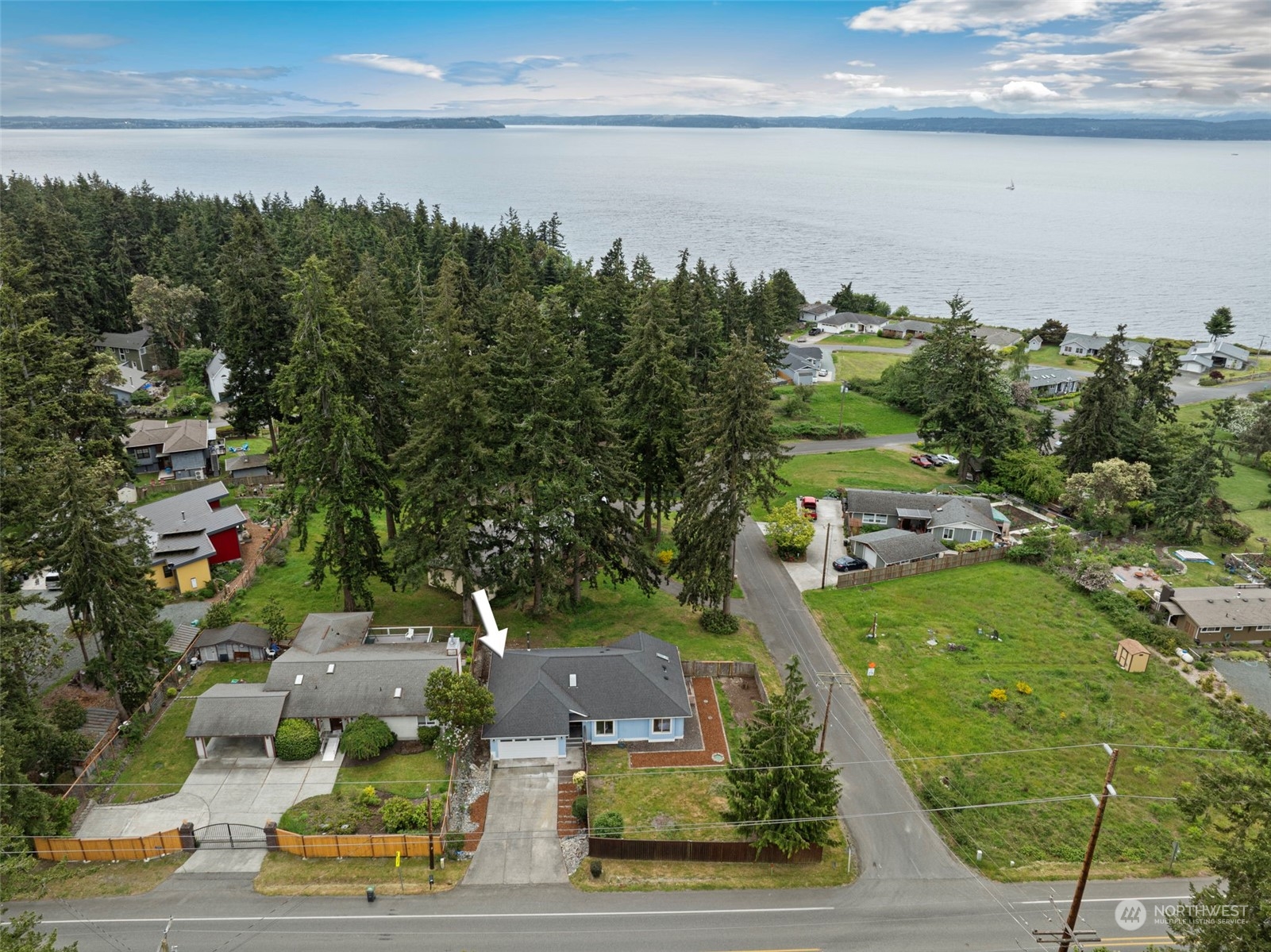 564 East Bush Point Road Freeland, WA 98249 - Photo 27 of 29 Gallery Image 27