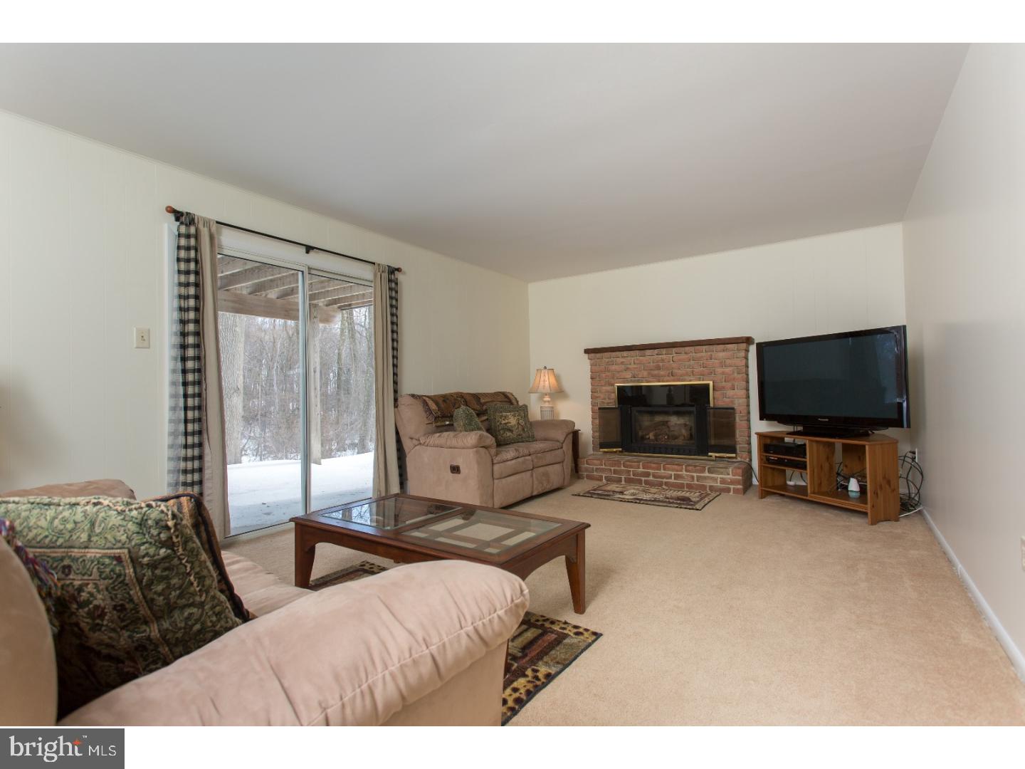 197 Rose Valley Road Pottstown, PA 19464 - Photo 12 of 25 Family Room