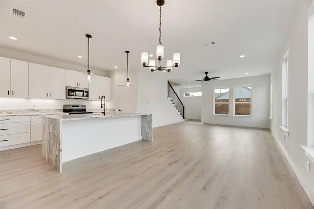 $423,700 | 2326 Fairfax Drive, Irving, TX 75060