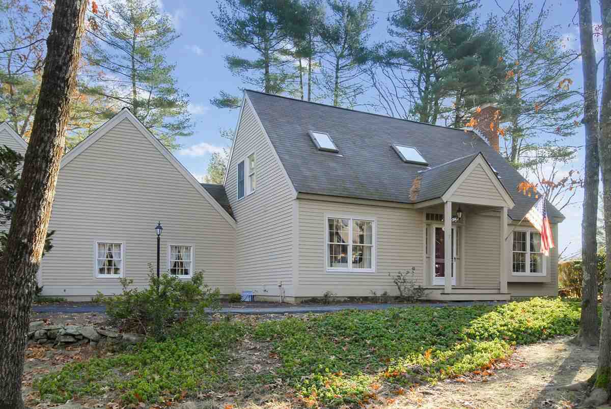 7 Stratham Green, Unit 7 Stratham, NH 03885 - Photo 1 of 21