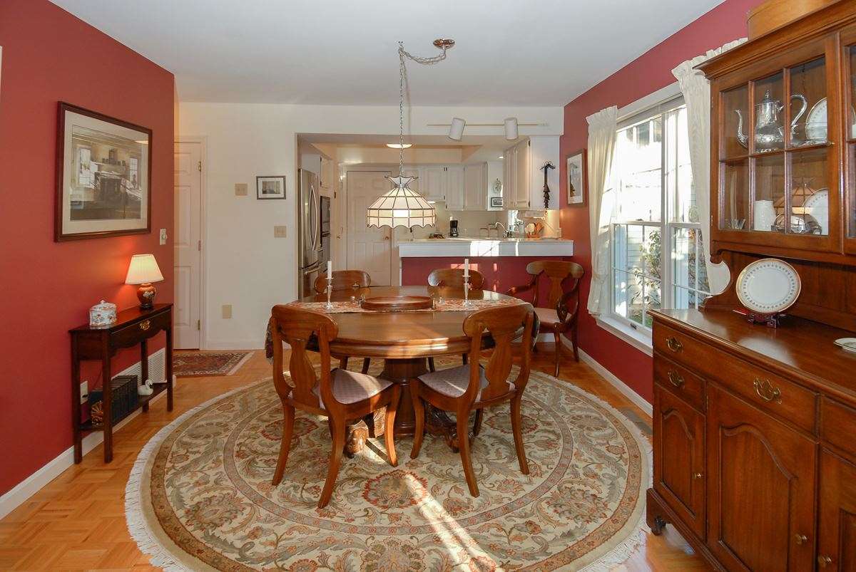 7 Stratham Green, Unit 7 Stratham, NH 03885 - Photo 5 of 21