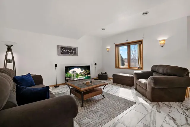 $650,000 | 805 Heywood Road, Northfield, MN 55057