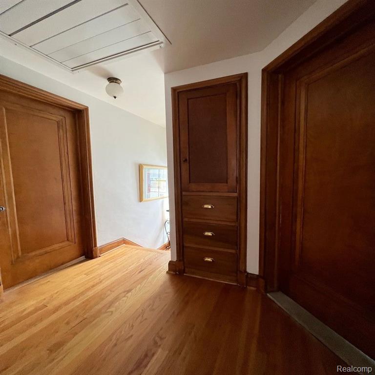 262 Fisher Road Grosse Pointe Farms, MI 48230 - Photo 20 of 47