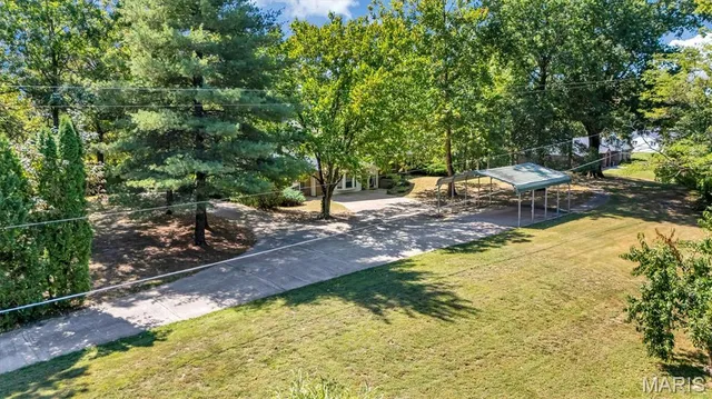 $394,000 | 31 El Viento Drive, Washington, MO 63090