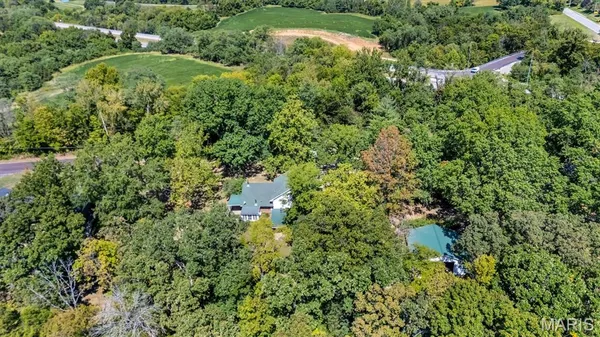 $350,000 | 31 El Viento Drive, Washington, MO 63090