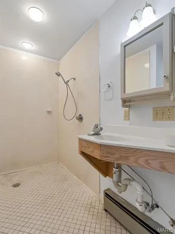 $394,000 | 31 El Viento Drive, Washington, MO 63090