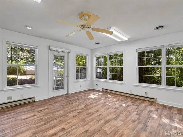 $394,000 | 31 El Viento Drive, Washington, MO 63090