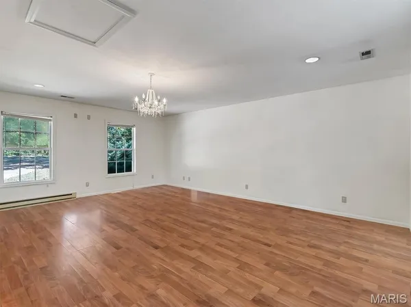 $350,000 | 31 El Viento Drive, Washington, MO 63090