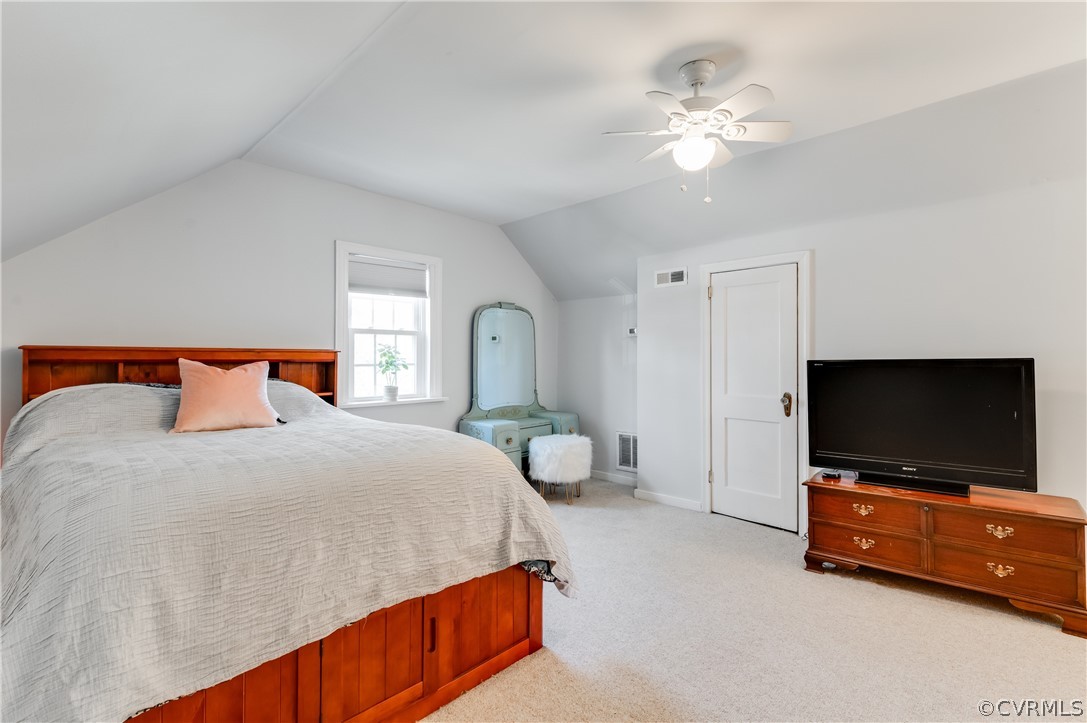 1910 Seddon Road Richmond, VA 23227 - Photo 24 of 39 a bedroom with a bed and tv