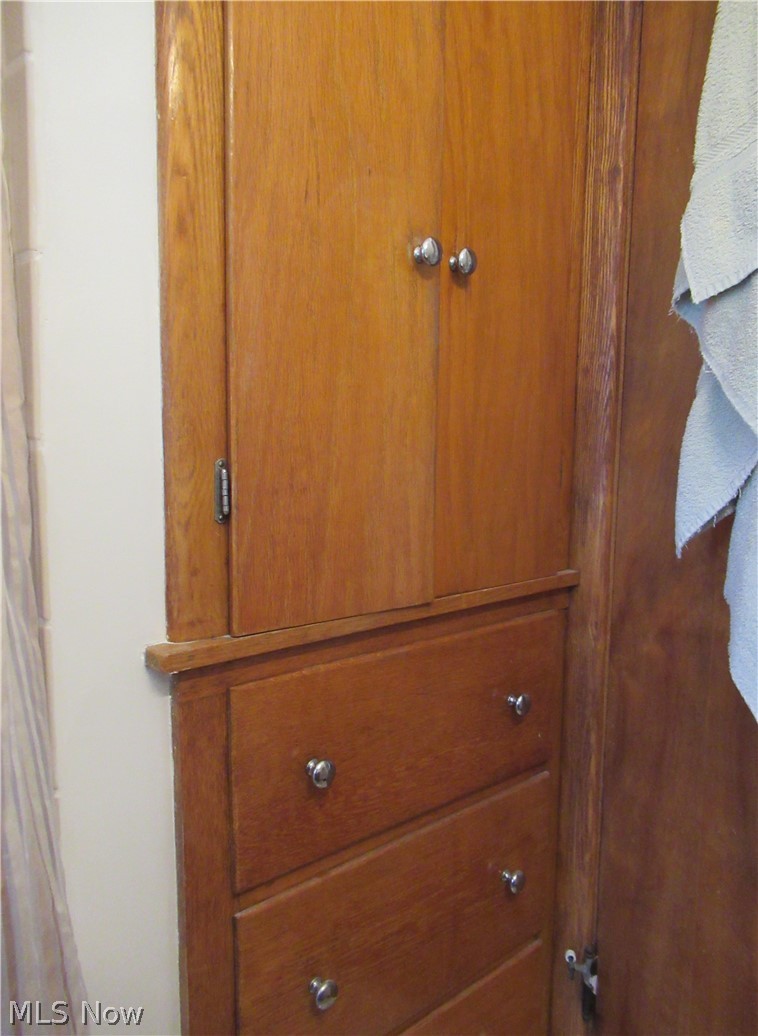 342 Seville Road Wadsworth, OH 44281 - Photo 17 of 35 Gallery Image 17