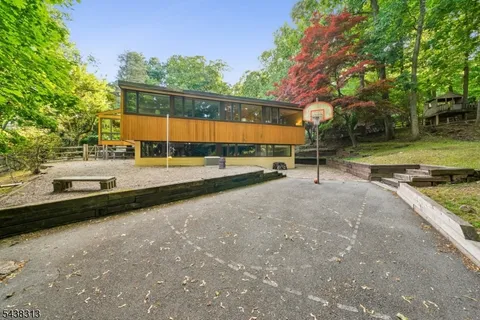 $1,299,000 | 21 Sheffield Terrace, West Orange, NJ 07052