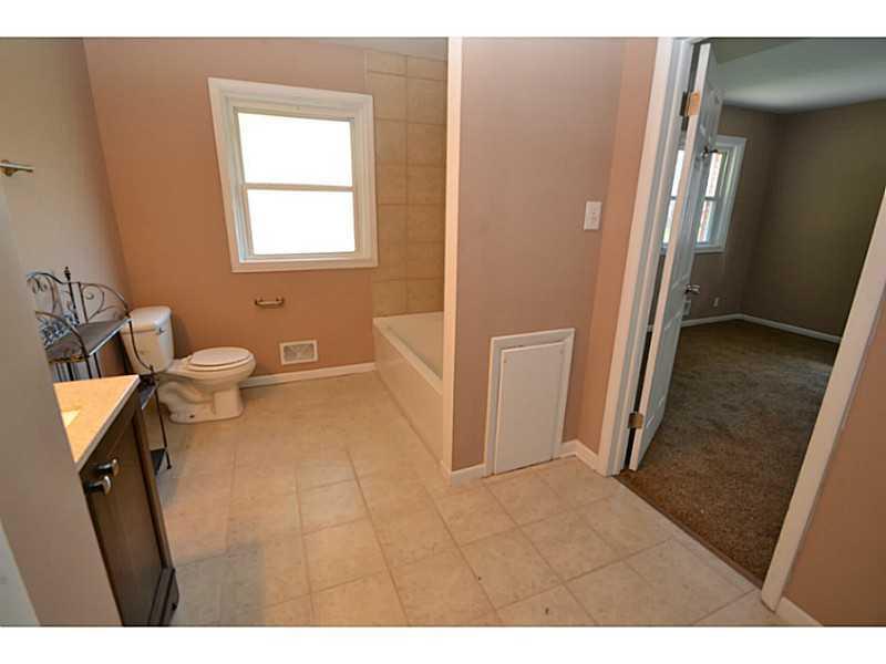 1426 North Audubon Road Indianapolis, IN 46219 - Photo 12 of 24 Gallery Image 12