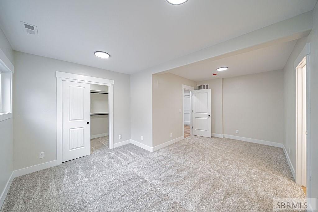 136 West Elm Street Shelley, ID 83274 - Photo 17 of 31