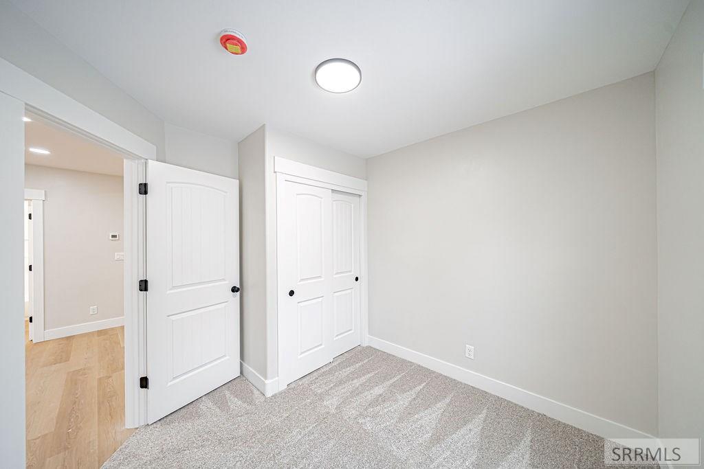 136 West Elm Street Shelley, ID 83274 - Photo 6 of 31