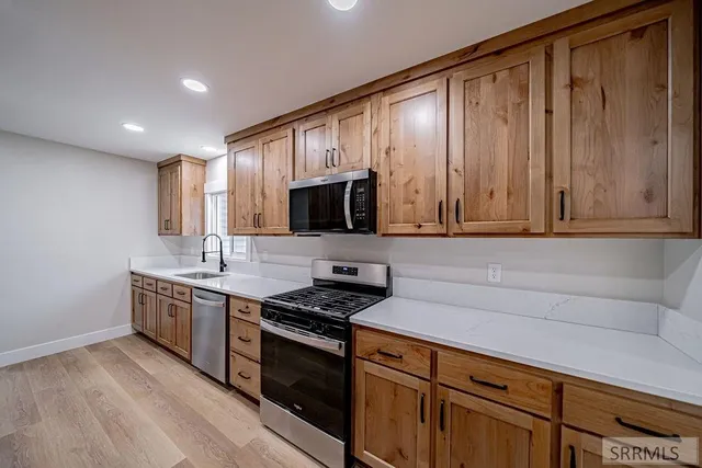 $335,000 | 136 West Elm Street, Shelley, ID 83274