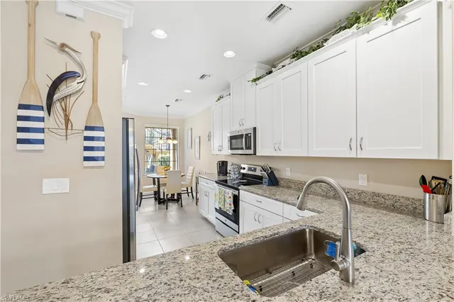 $7,500 | 9441 Benvenuto Court, Unit 102, Naples, FL 34119