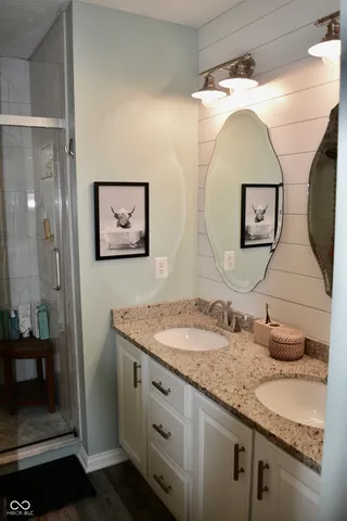 $5,999 | 6862 Riverside Way, Fishers, IN 46038